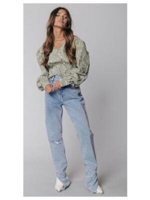 Colourful Rebel Colourful Rebel livia mid rise slit denim pants Colourful Rebel Colourful Rebel livia mid rise slit denim pants